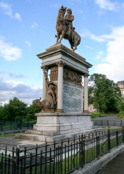 Field Marshal Frederick Sleigh Robert's Statue